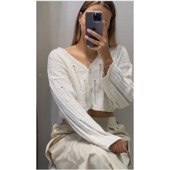 Zara Cream Beige Open Knit Distressed Cardigan Sweater Medium - Picture 1 of 9